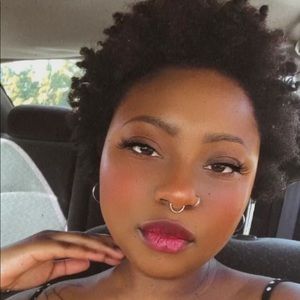 Meet your Posher, Jami